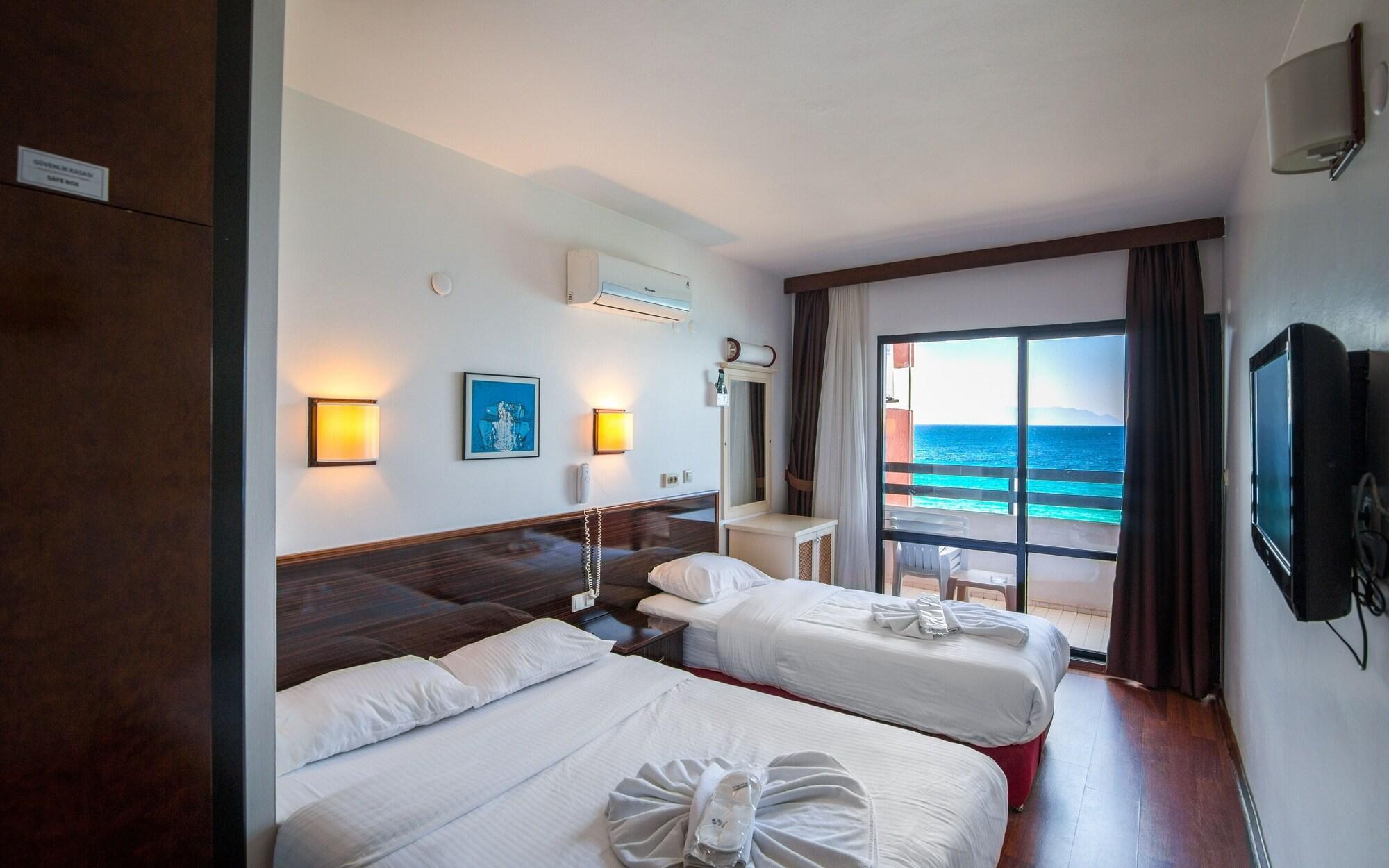Sunday Hotel Kusadasi