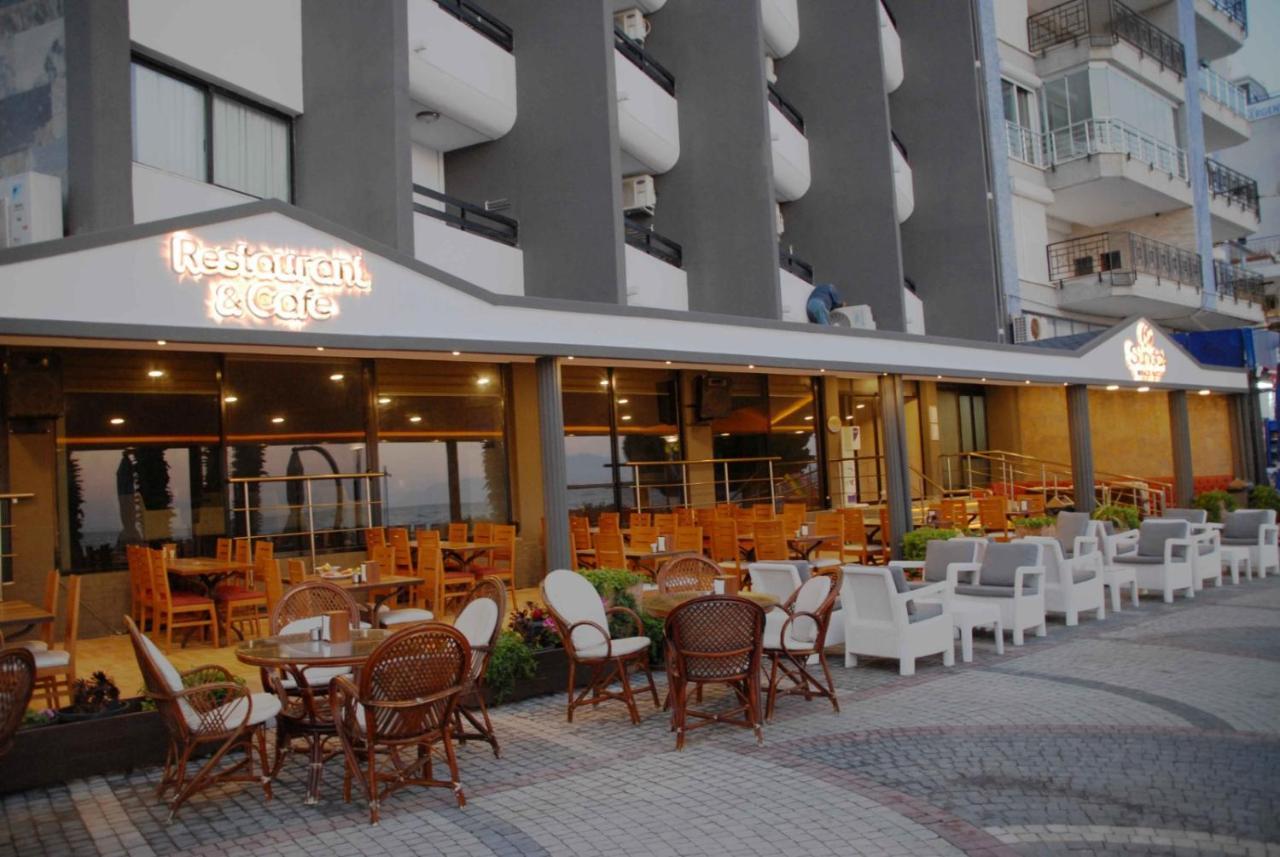 Sunday Hotel