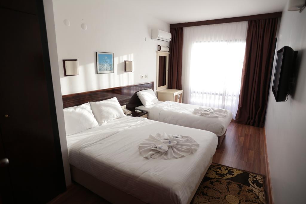 Sunday Hotel 3*
