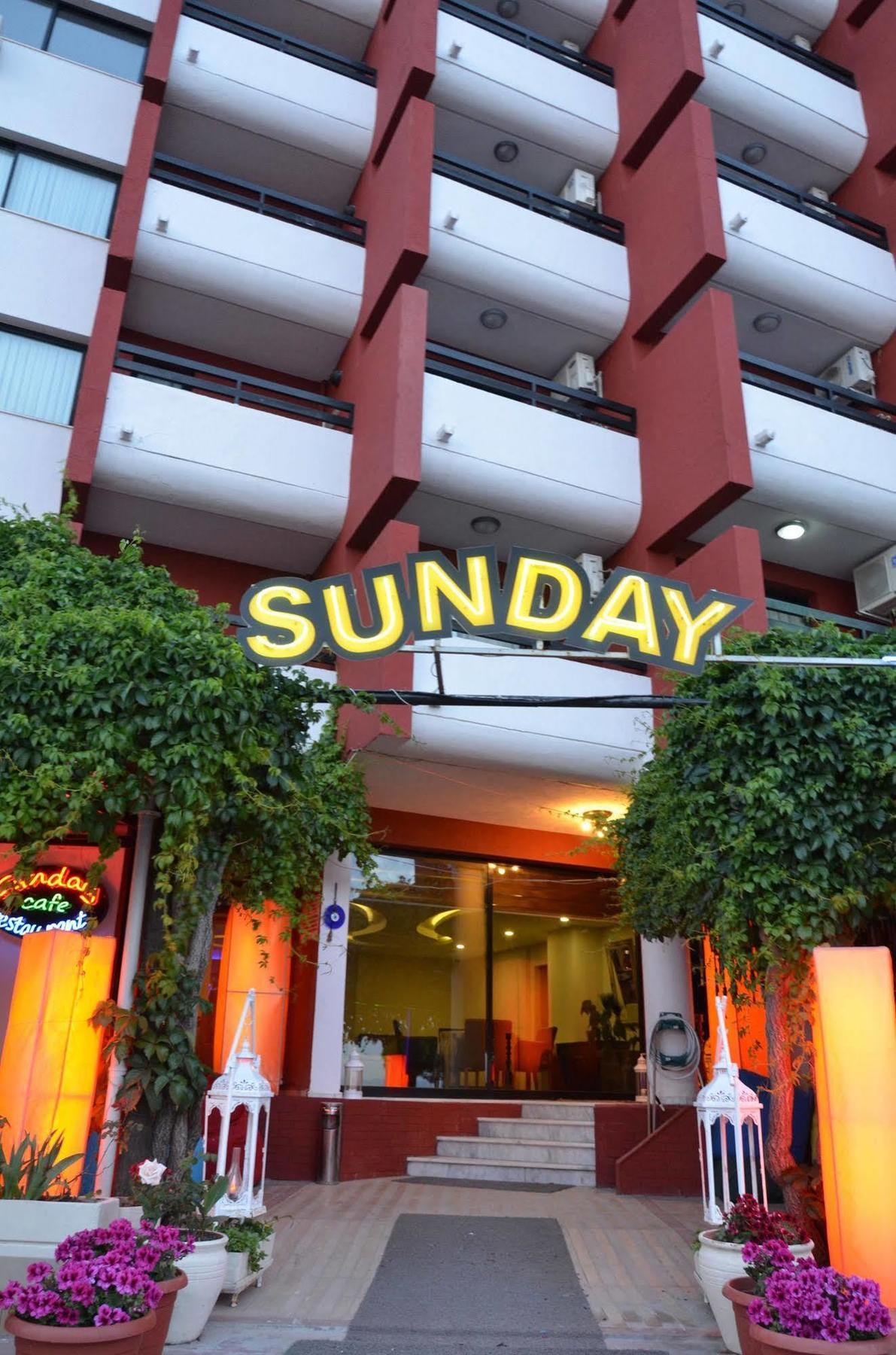 Sunday 3*
