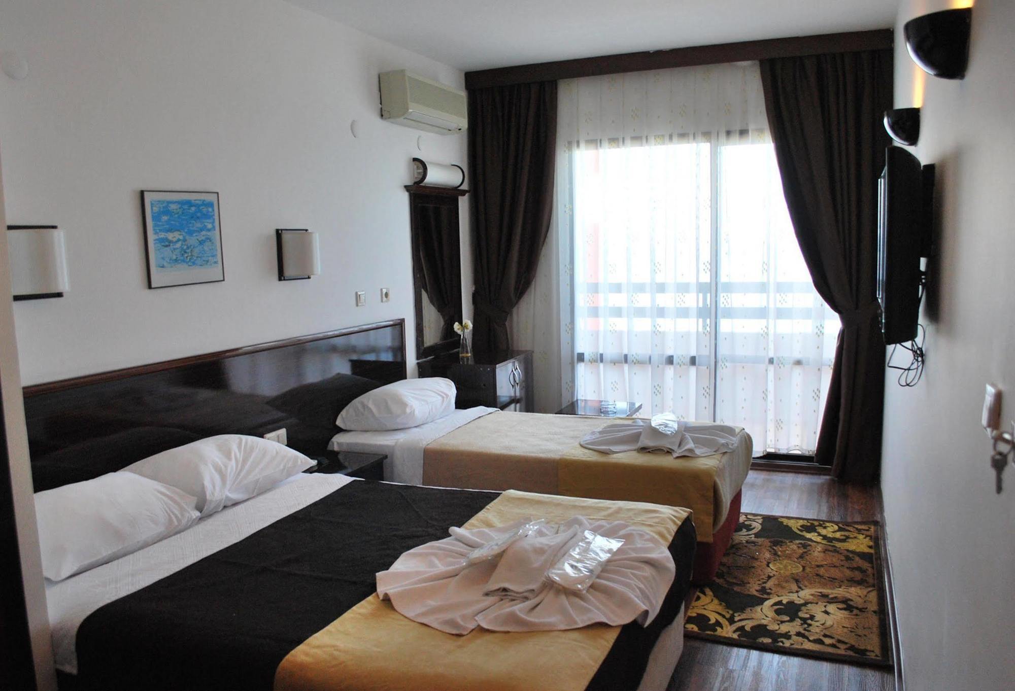 Hotel Sunday 3*